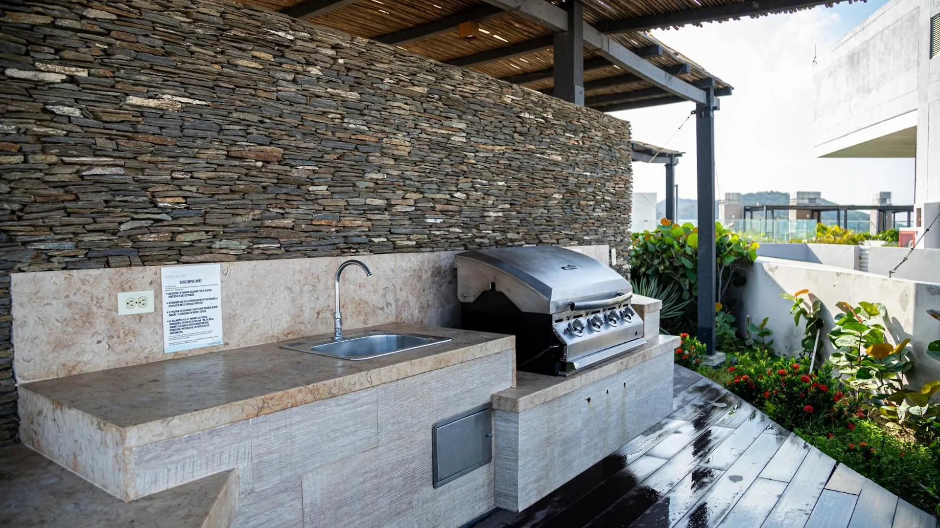 Apartamentos Luxury Frente Al Mar - Ar Rentals Gaira