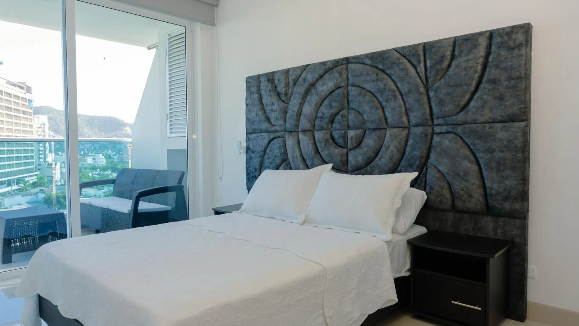 Apartamentos Luxury Frente Al Mar - Ar Rentals Gaira 0*,  Colombia