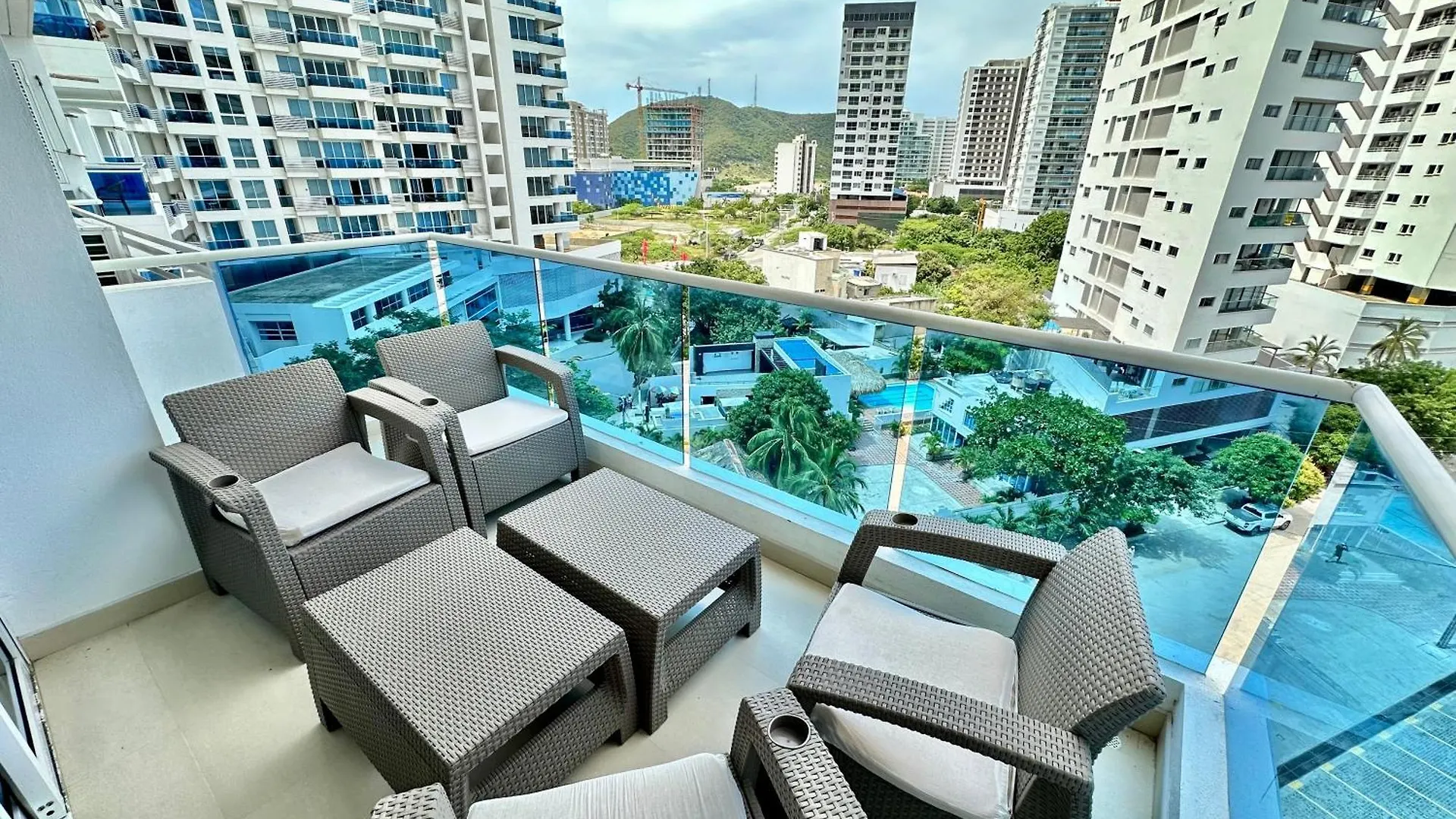 Apartamentos Luxury Frente Al Mar - Ar Rentals Gaira